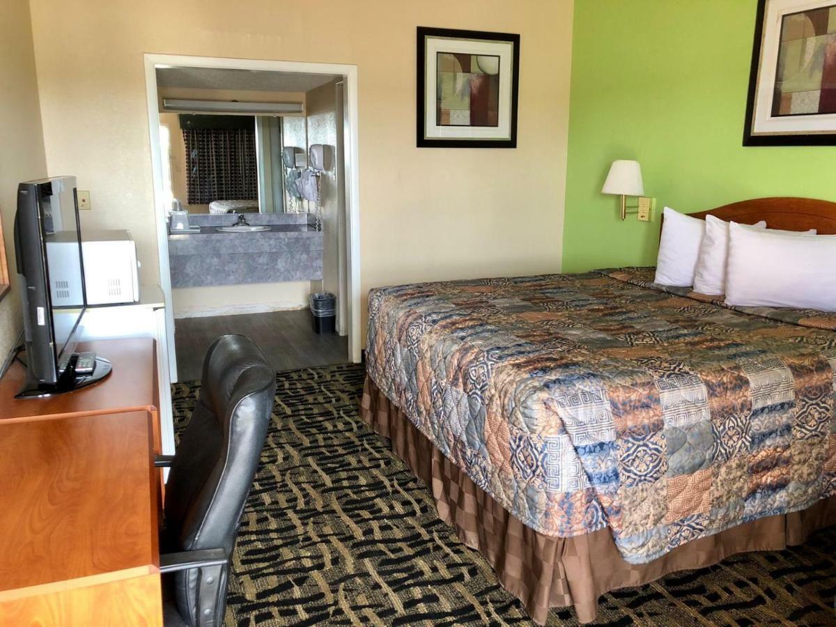Lone Star Inn Lubbock Dış mekan fotoğraf